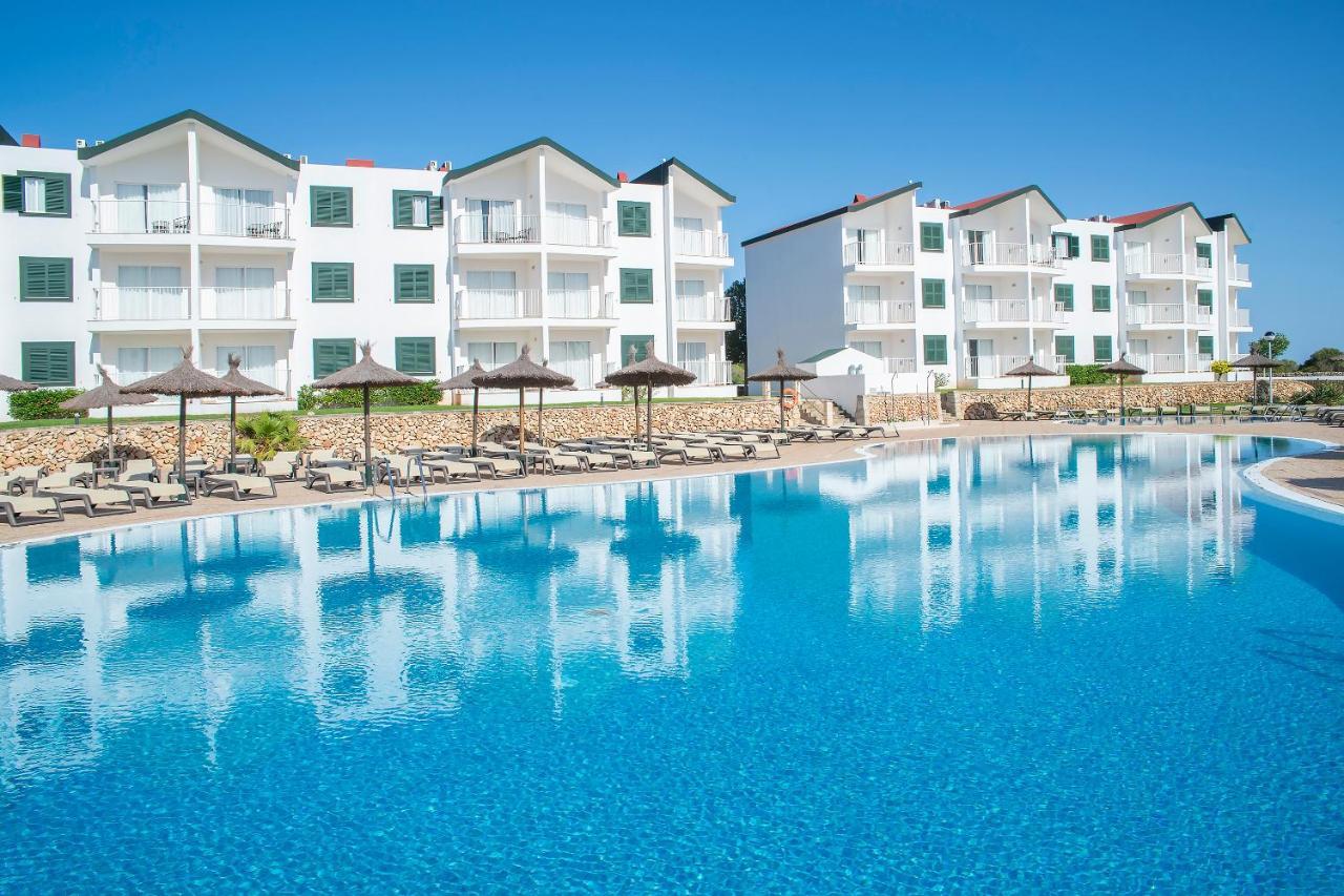 Pierre & Vacances Menorca Cala Blanes Кала-эн-Бланес Экстерьер фото